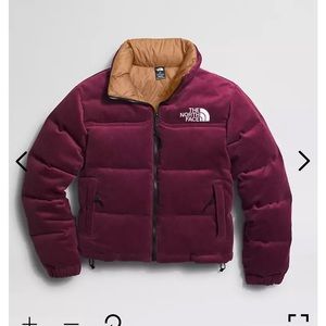 North Face WOMEN’S ’92 REVERSIBLE NUPTSE JACKET